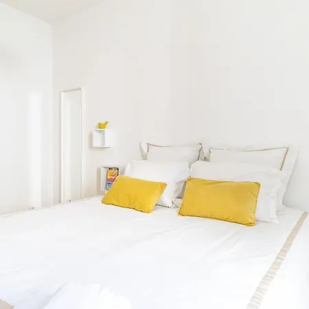 The Light House Апартаменты Назаре