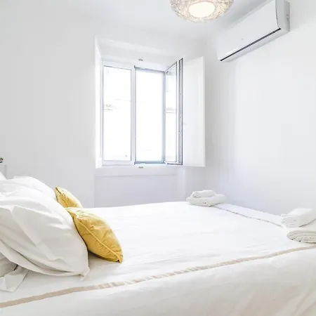 The Light House Апартаменты *